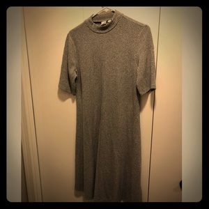 NWT Gap maternity dress